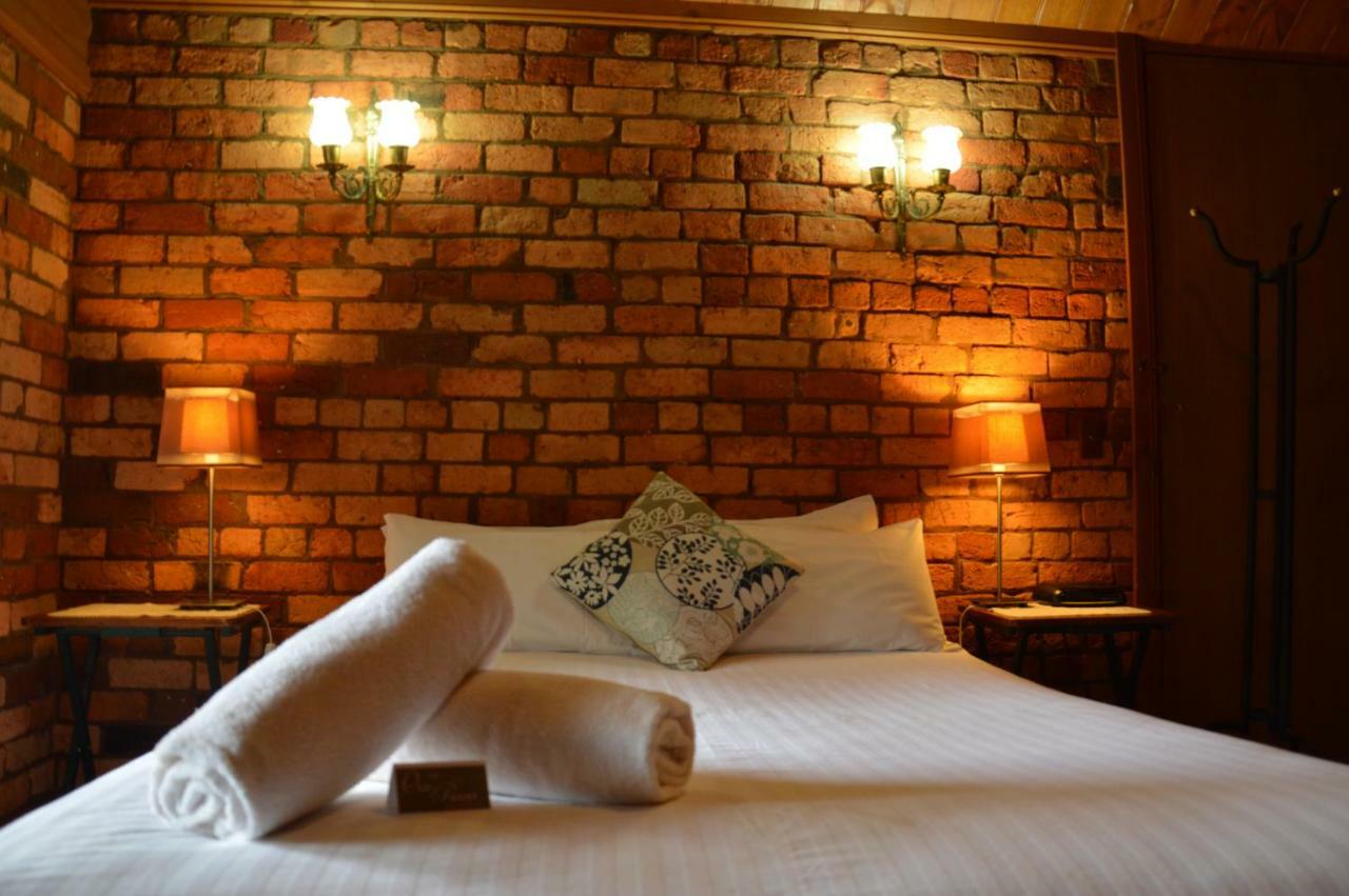 The Old Priory Hotell Beechworth Eksteriør bilde